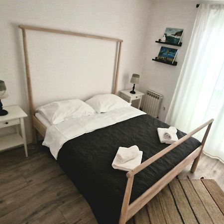 Apartments Lukas ノヴィ・ヴィノドロスキー エクステリア 写真