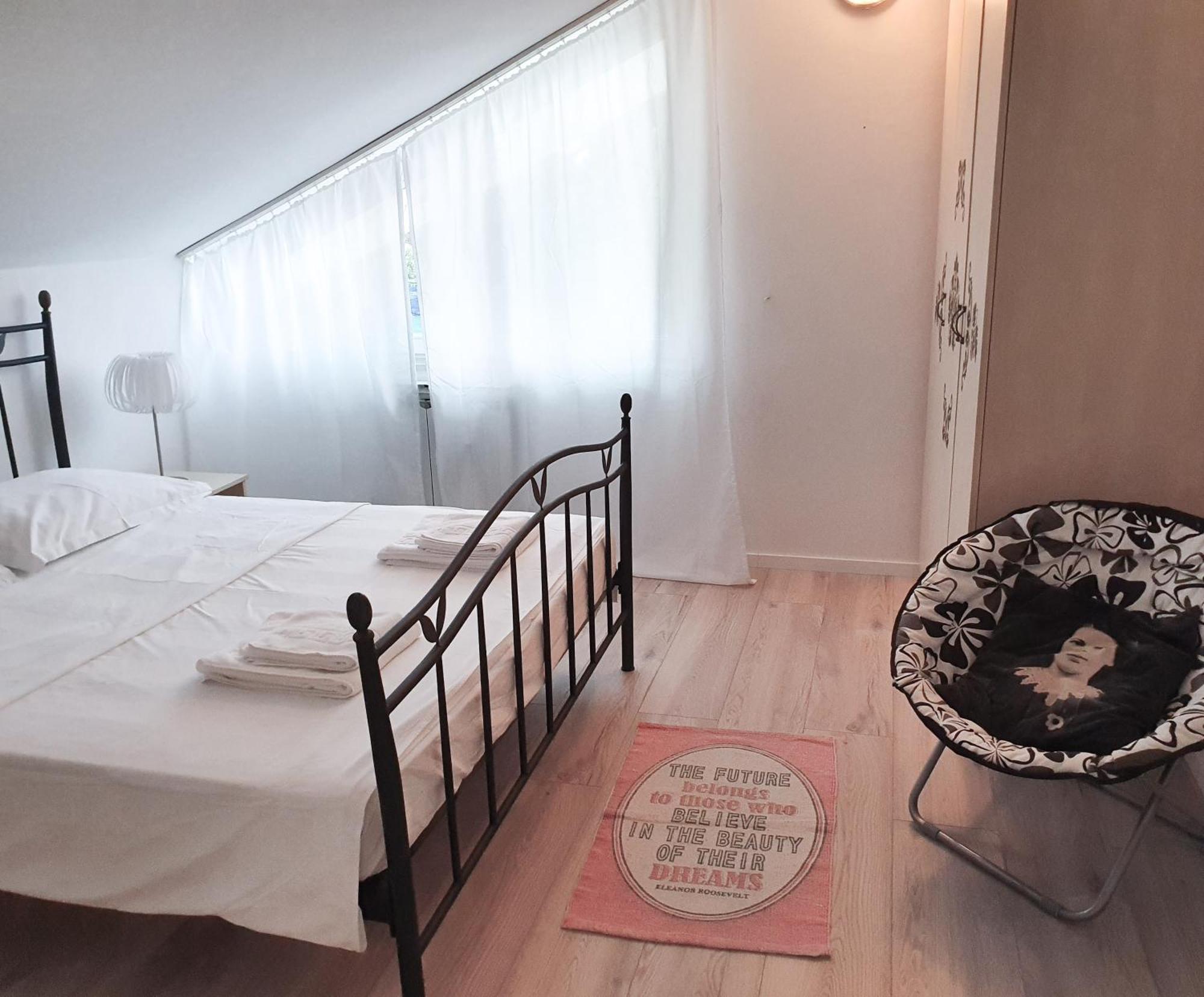 Apartments Lukas ノヴィ・ヴィノドロスキー 部屋 写真